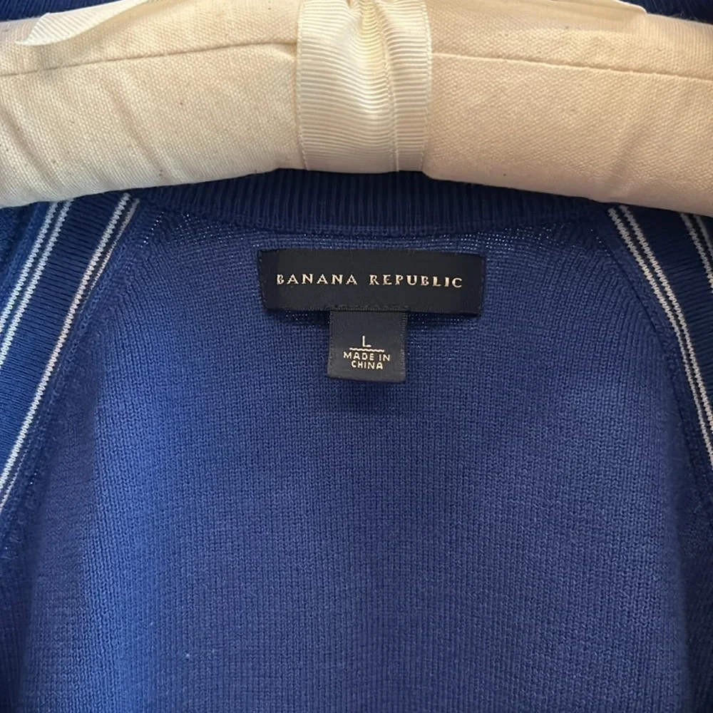 Banana Republic Blue with White Stripe Sweater size L